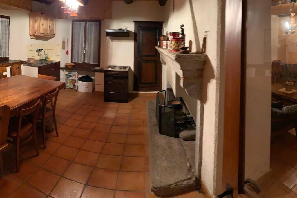 Вилла Rustico Ca Laura Brione  Экстерьер фото